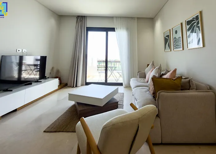 The 2bdr Sunlit Poolview Ancient Sands *
